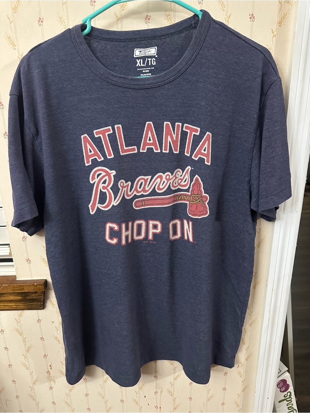 Tailgate Atlanta Braves Chop On T-Shirt Men’s XL Navy MLB Graphic Tee